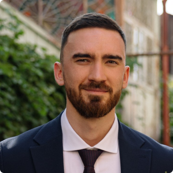 Arthur Sh — Co-founder · CEO